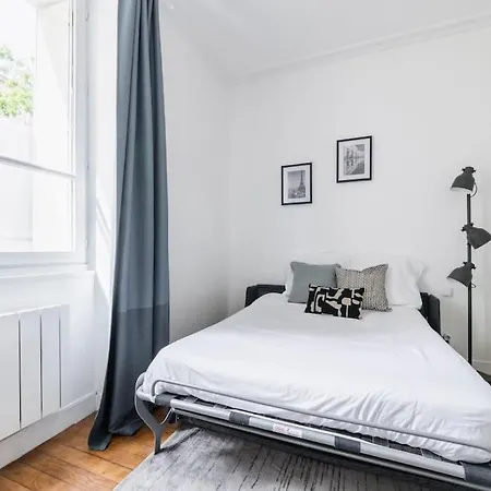 Tolbiac Apartment *